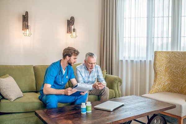 اقامت دائم کانادا؛ پرستار بزرگسال و کودک در کانادا